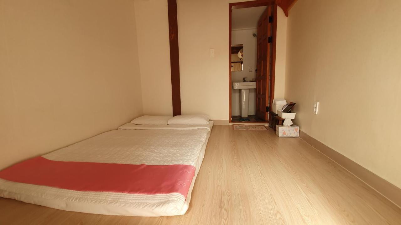 Greem Guesthouse جيونجو المظهر الخارجي الصورة